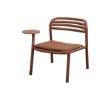 Bliss-nojatuoli sivupöydällä